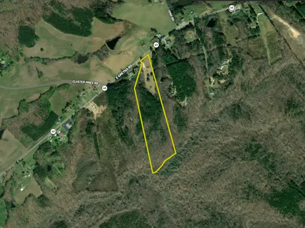 15796 E Gretna Rd, Gretna, VA 24557