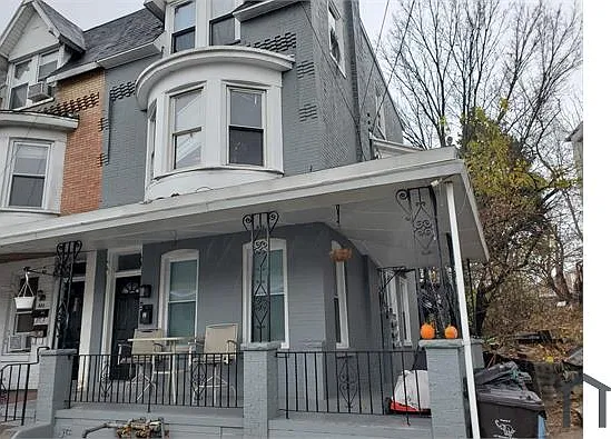 404 W Main St #1