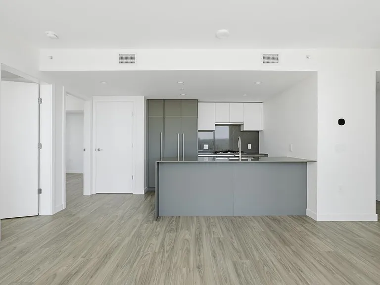 2135 Springer Ave #808 — Photo 6