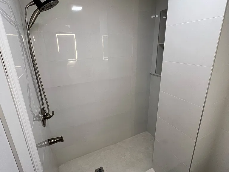 8 Thomas St #1 — Photo 9