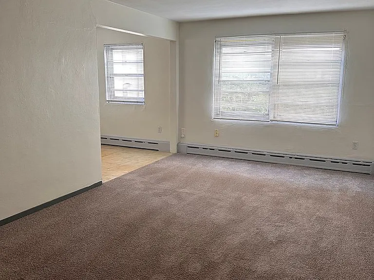 318 8th Ave SE — Photo 51
