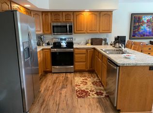 765 Edgemore Dr #765, Sun Prairie, WI 53590