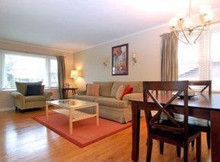 153 Prospect Ave, Mundelein, IL
