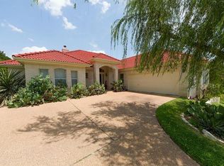 4 Sparrowglen Ln, Austin, TX 78738