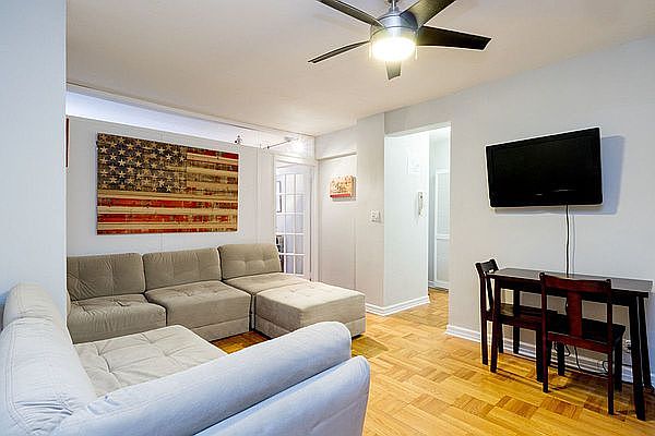 1st image of 210 E 47th St APT 3H