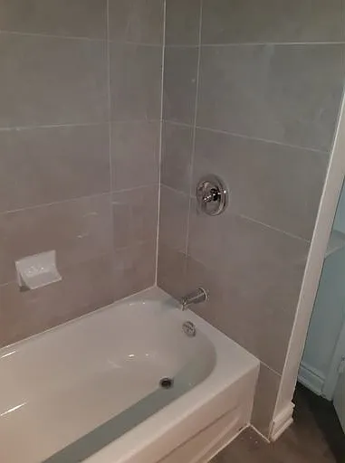 7 Osler Ct — Photo 3
