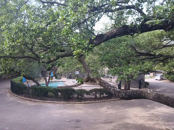 7456 E Northwest Hwy #H125, Dallas, TX 75231