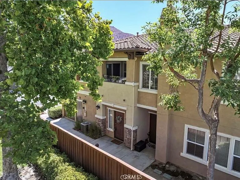 15643 Vista Way #110 — Photo 2
