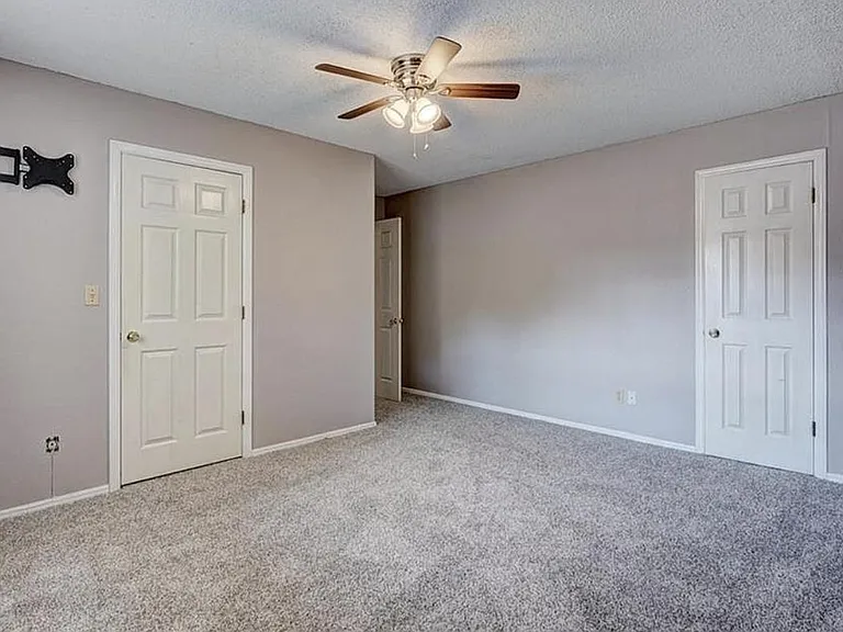 2531 Linden Ave — Photo 14