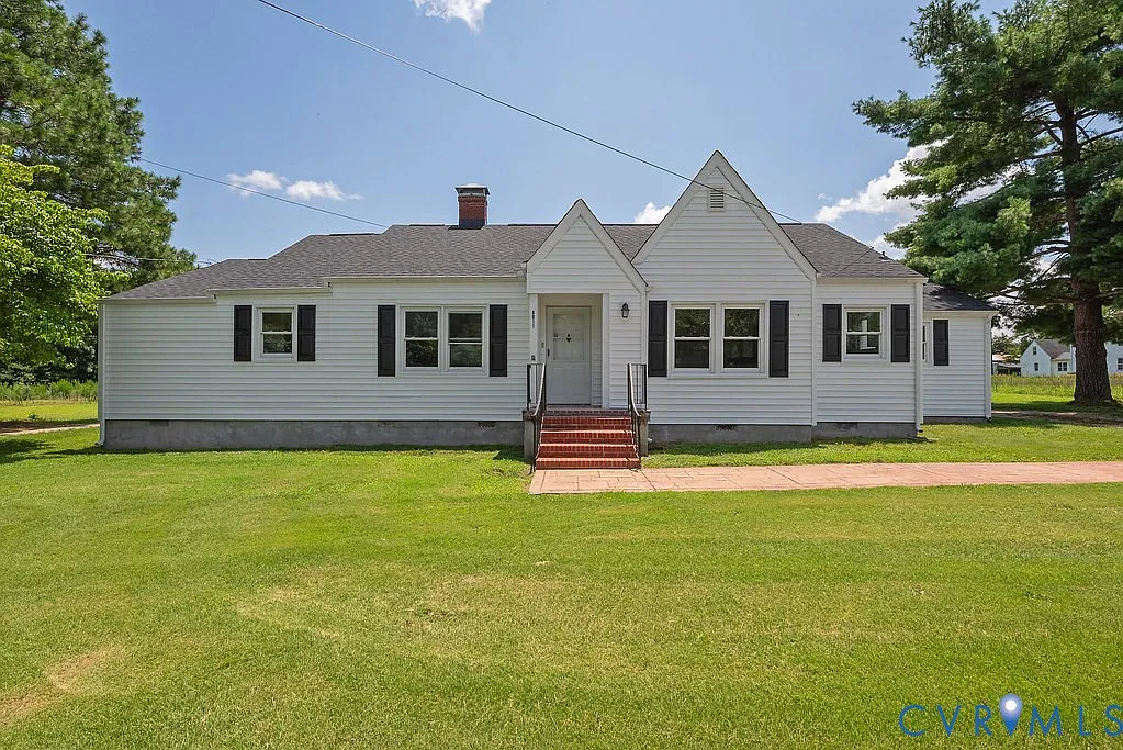 8011 River Rd photo 1