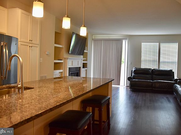 4th image of 9155 Balaton Lake Ln