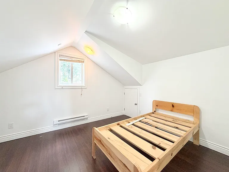 7456 Humm St #LANEWAY HOUSE — Photo 6