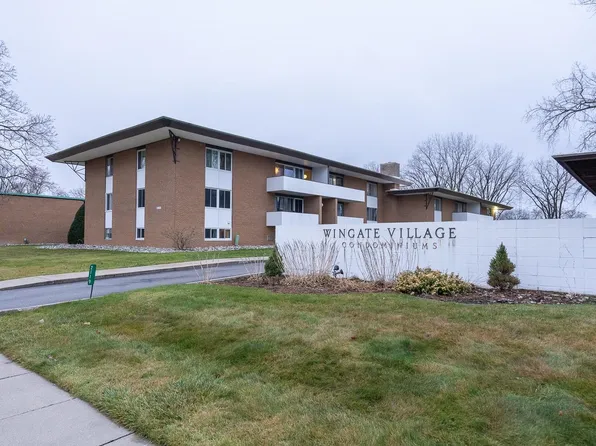 2119 Bayliss St APT 13, Midland, MI 48640