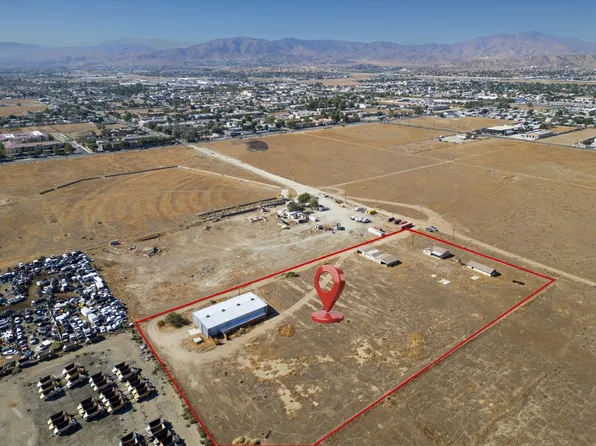 39010 12th St E, Palmdale, CA 93550