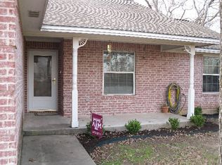 9944 Woodview (pvt) Dr, College Station, TX 77845