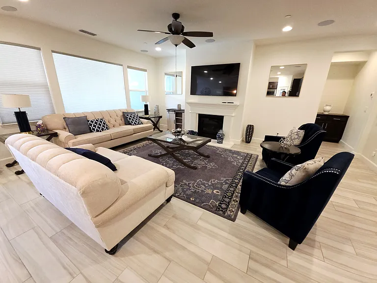 2488 Remy Cantos Dr — Photo 10