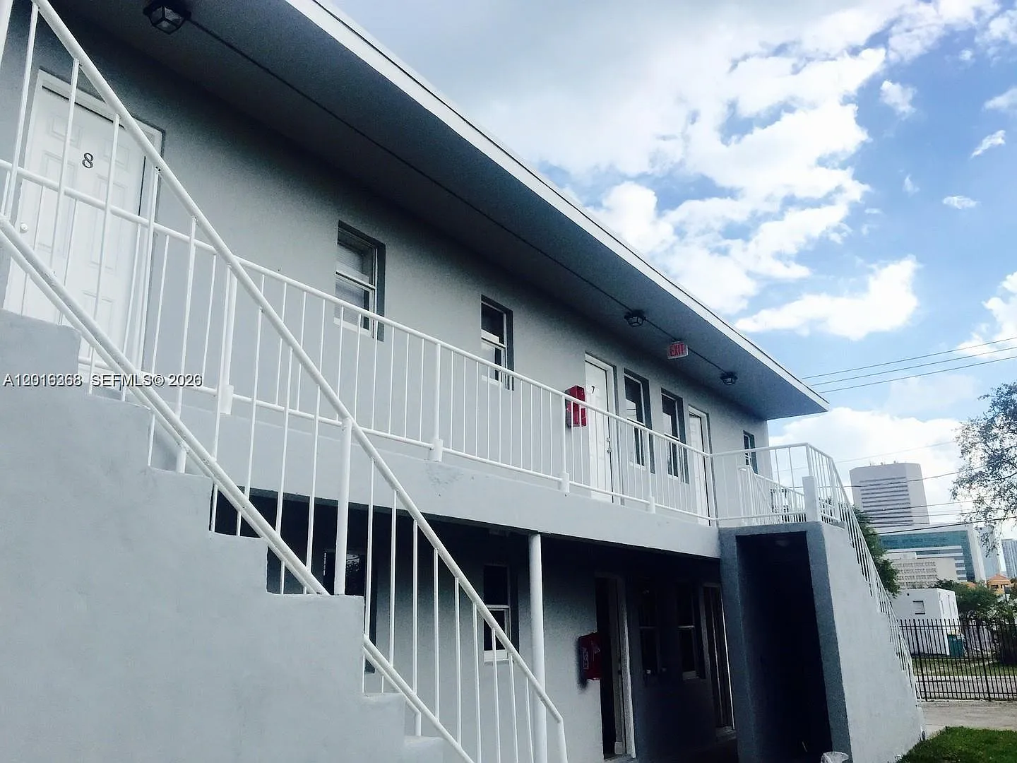 Miami North — Photo 1
