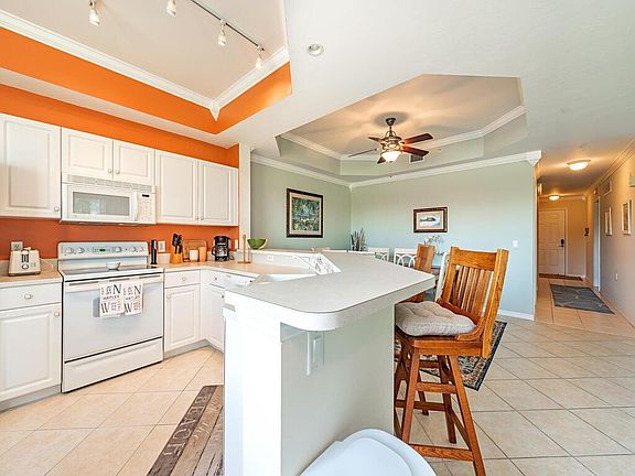 3rd image of 3940 Loblolly Bay Dr Unit 102