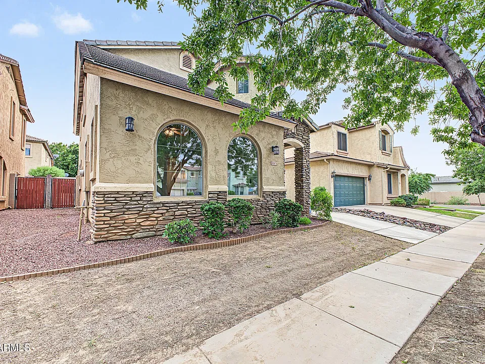 1807 E Dunbar Dr