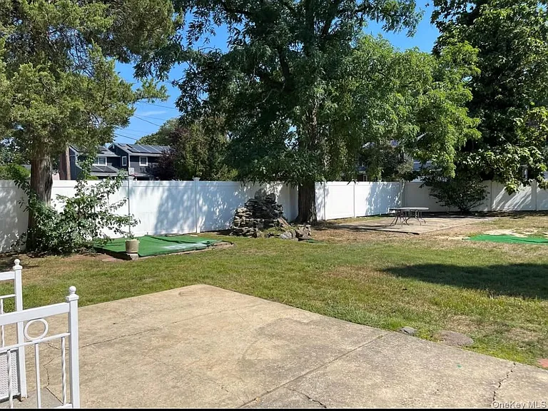 1539 Park Ave — Photo 15