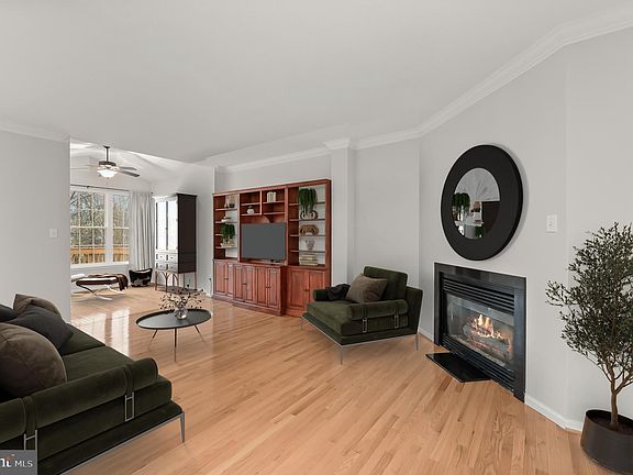 5th image of 23 Pepperdine Cir