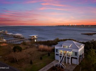 15821 Rue Dauphine Cir, Biloxi, MS 39532