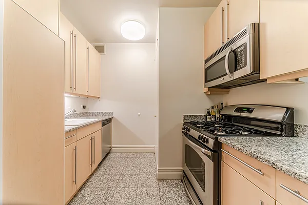 Sold by Compass | media 15