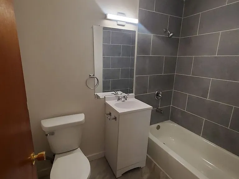 411 N Moreland Blvd - 20 unit — Photo 2