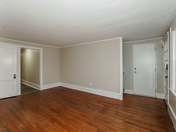 3rd image of 77 E Bridge St