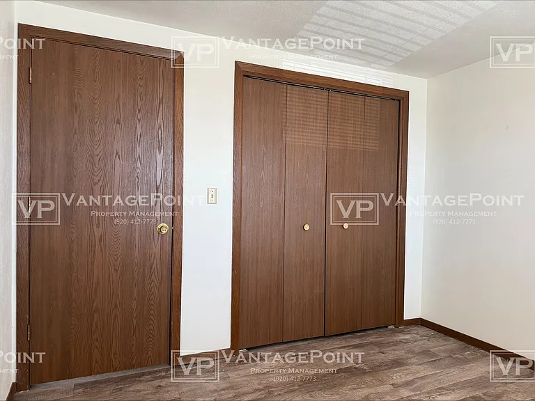 1920 Division St #11 — Photo 12