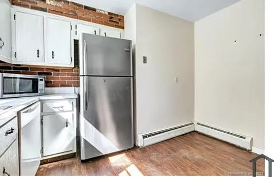 142 School St #142 — Photo 13