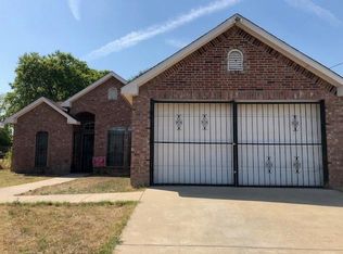 2511 Gooch St, Dallas, TX 75241