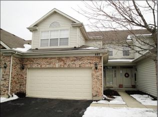 887 Havenshire Rd, Naperville, IL 60565