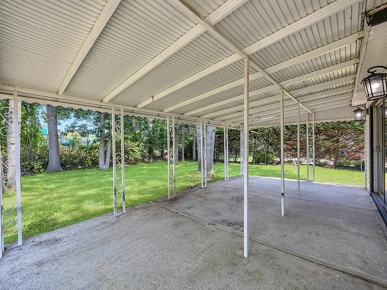 39 Pinewood Dr — Photo 27