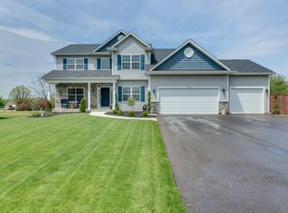 11913 250th Ave, Trevor, WI 53179