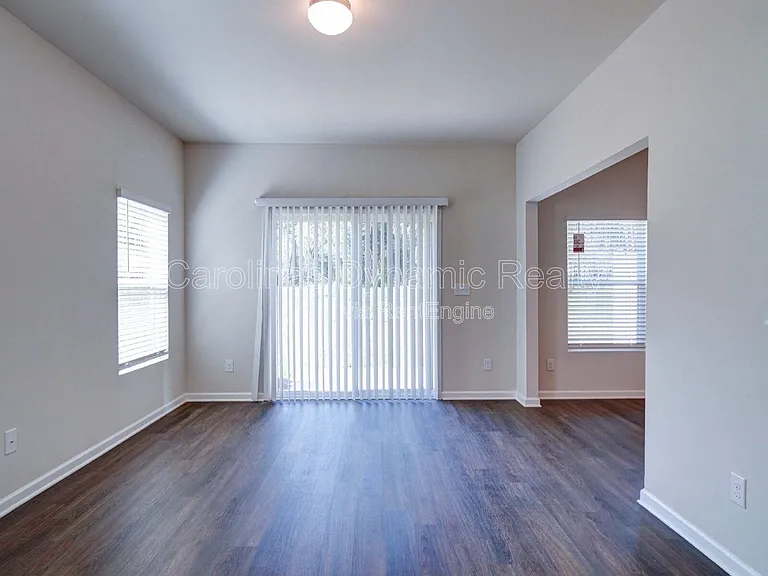 914 S Battleground Ave #4 — Photo 16