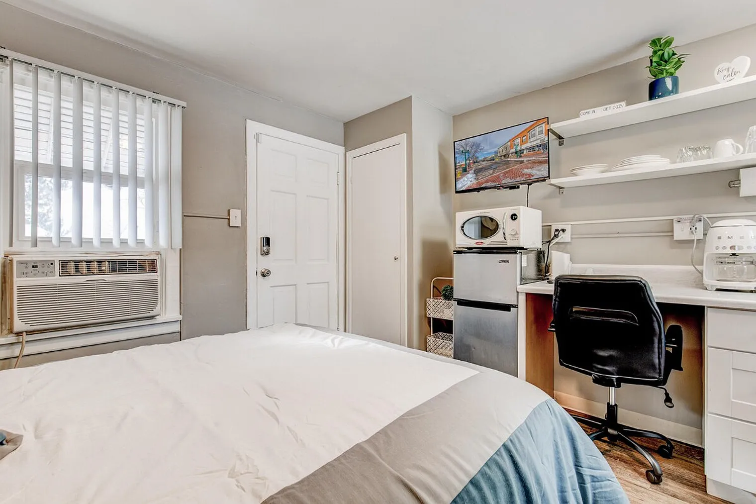 Studio, 1.0 bath, $2,503 — Photo 2
