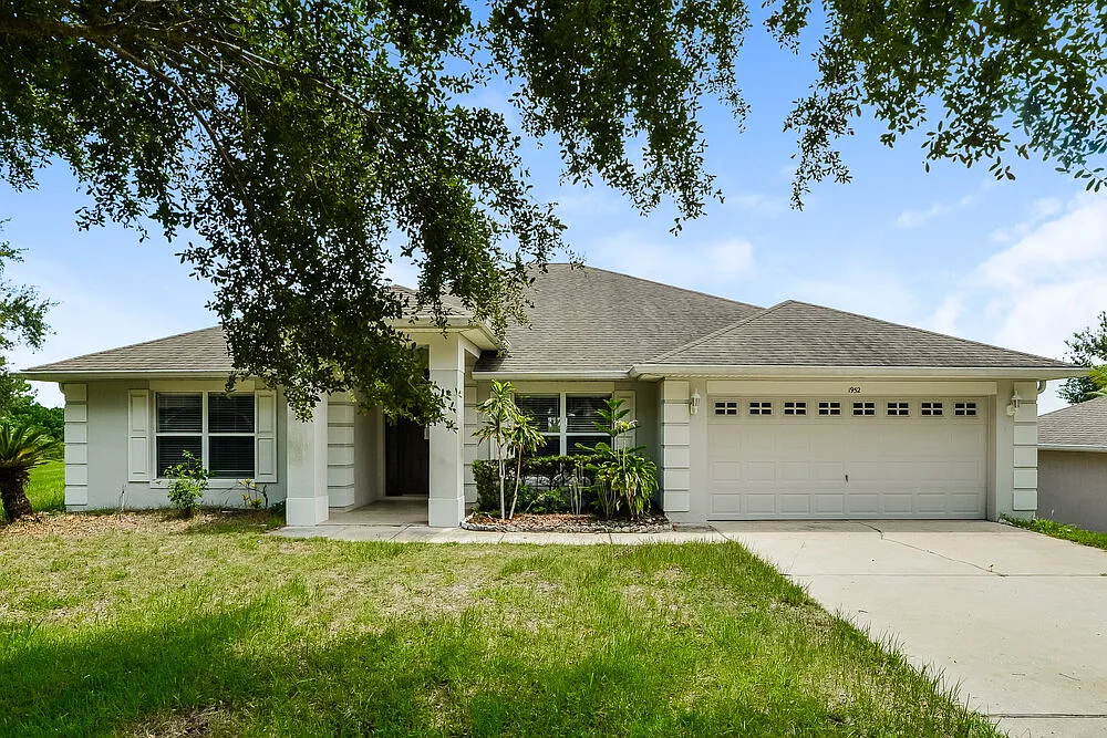 4 bed, 3.0 bath, 2475 sqft, $3,570 — Photo 1