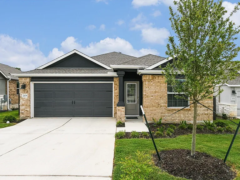 2108 Golden Grain Ln — Photo 1