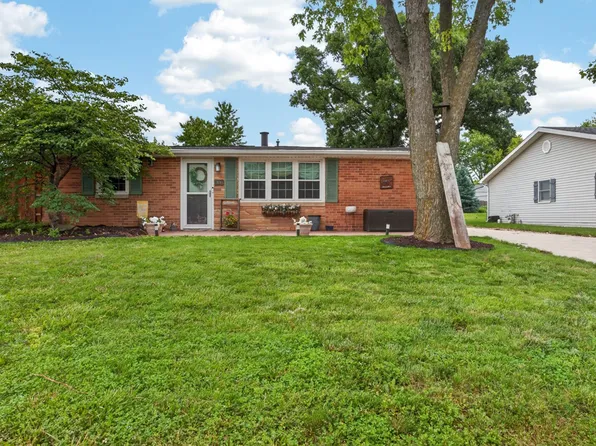 308 E Oak St, Downs, IL 61736