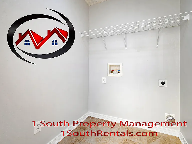8894 Spring Grv S — Photo 15