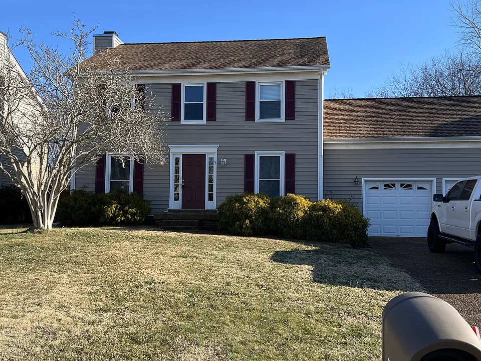 2111 Putnam Ln