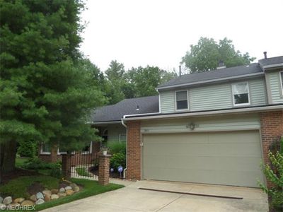 1749 Bent Bow Dr, Akron, OH, 44313