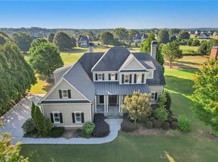 1040 W Magnolia Loop, Madison, GA 30650