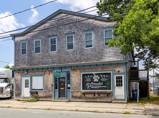 72 Main St, Fairhaven, MA 02719