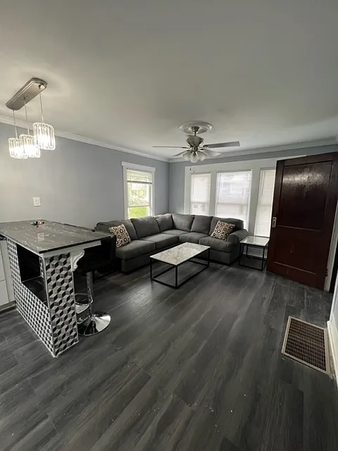 433 Columbus Ave — Photo 3
