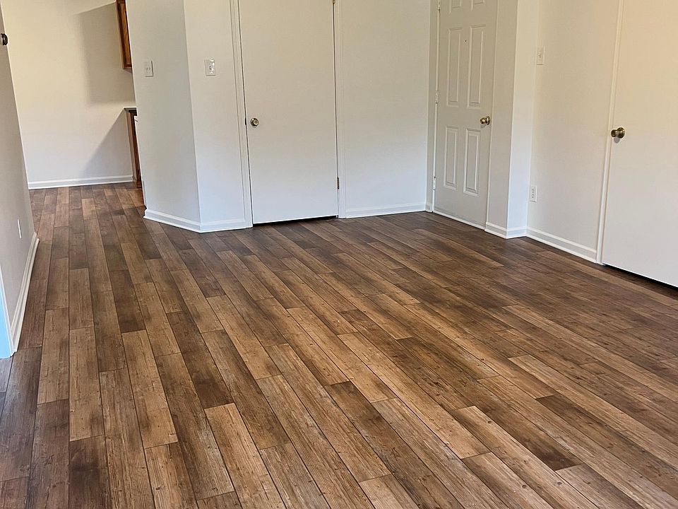 Photo 2 of living space