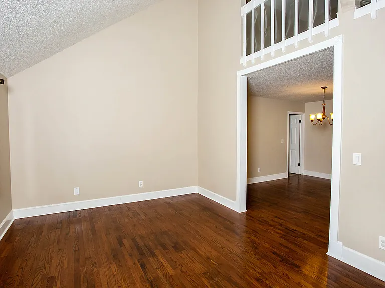4641 Anastasia Ct SE — Photo 6