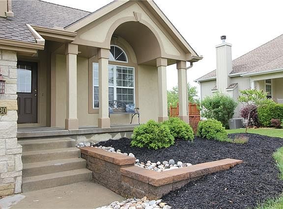 2nd image of 13030 Red Oak Ct