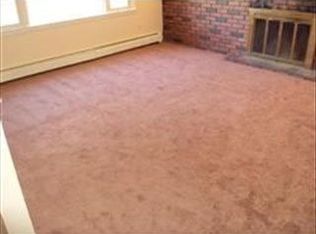 21 Hapgood Rd, Worcester, MA 01605